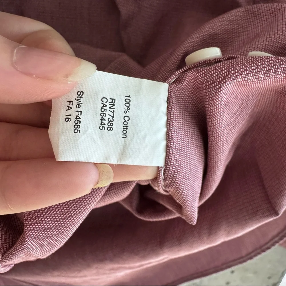 J. Crew Men’s Button Down Size S